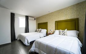 Hotel Suites Regina  3*